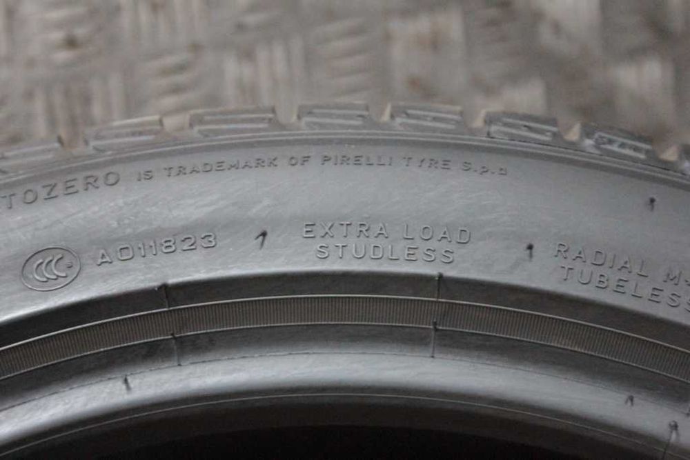 225/45/18 Pirelli Sottozero 3 225/45 R18 95H XL
