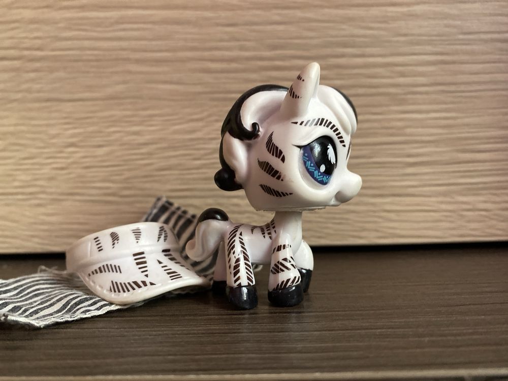 LPS Littlest pet shop zebra #903