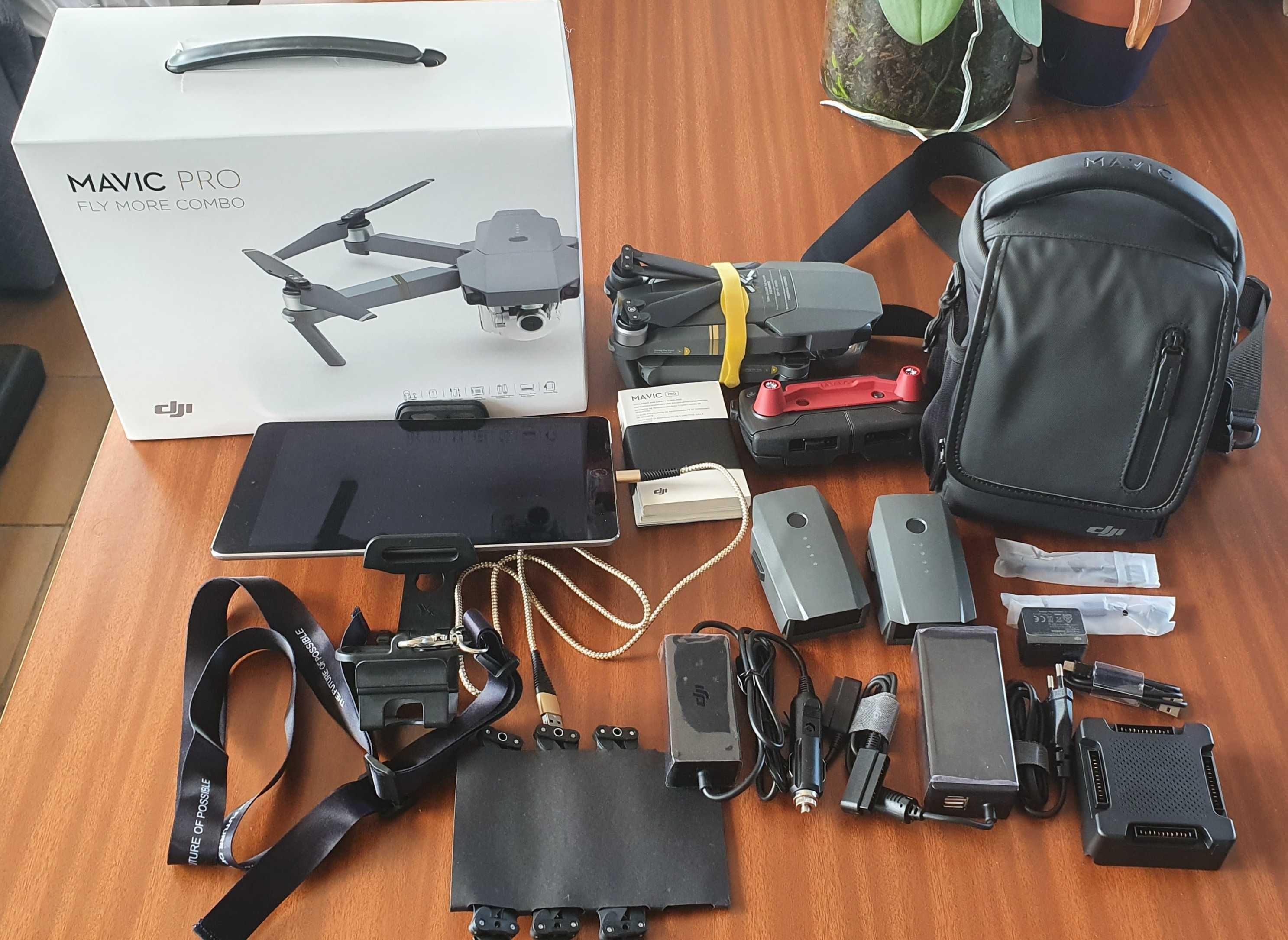 Drone DJI MAVIC PRO Fly More Combo + Extras