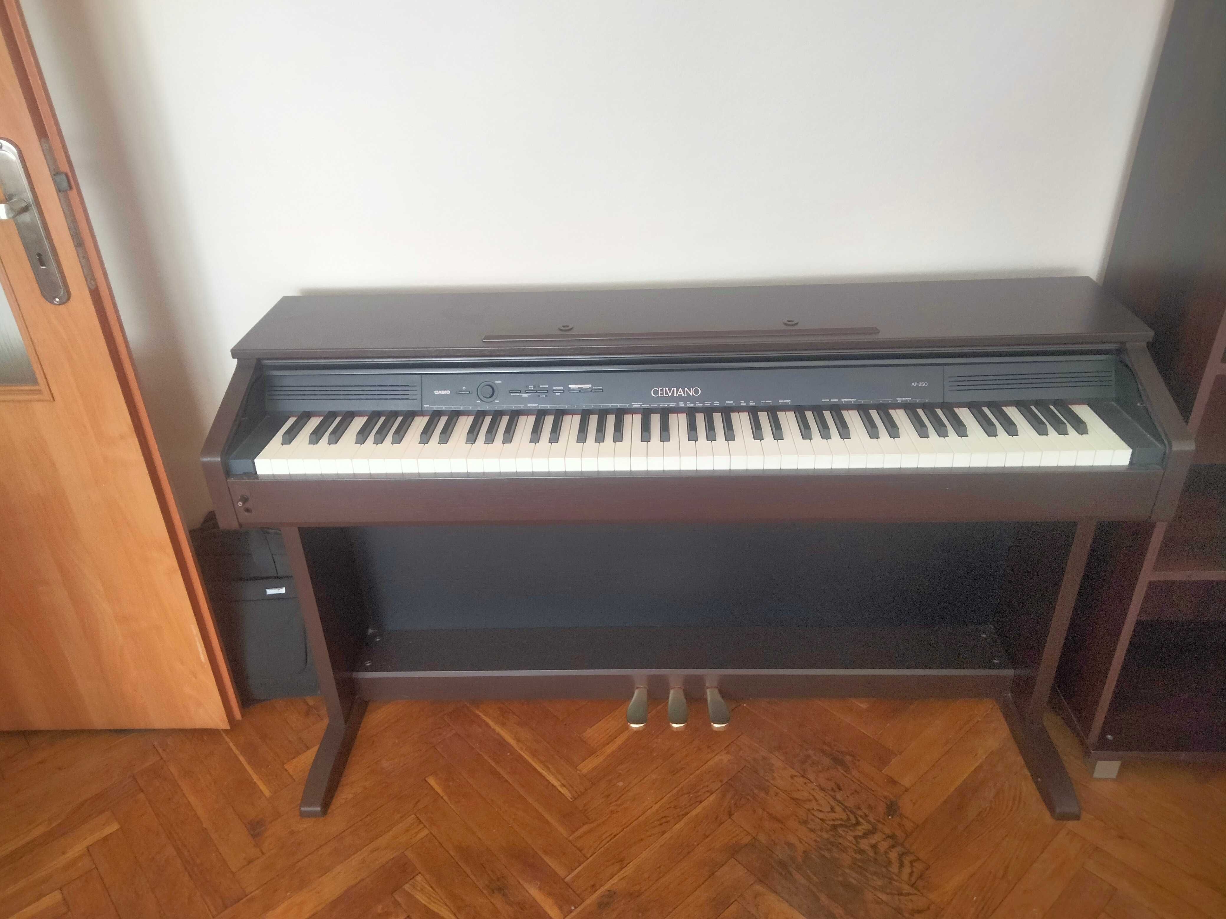 pianino elektryczne CASIO AP-250 CELVIANO,  praktycznie nie używane