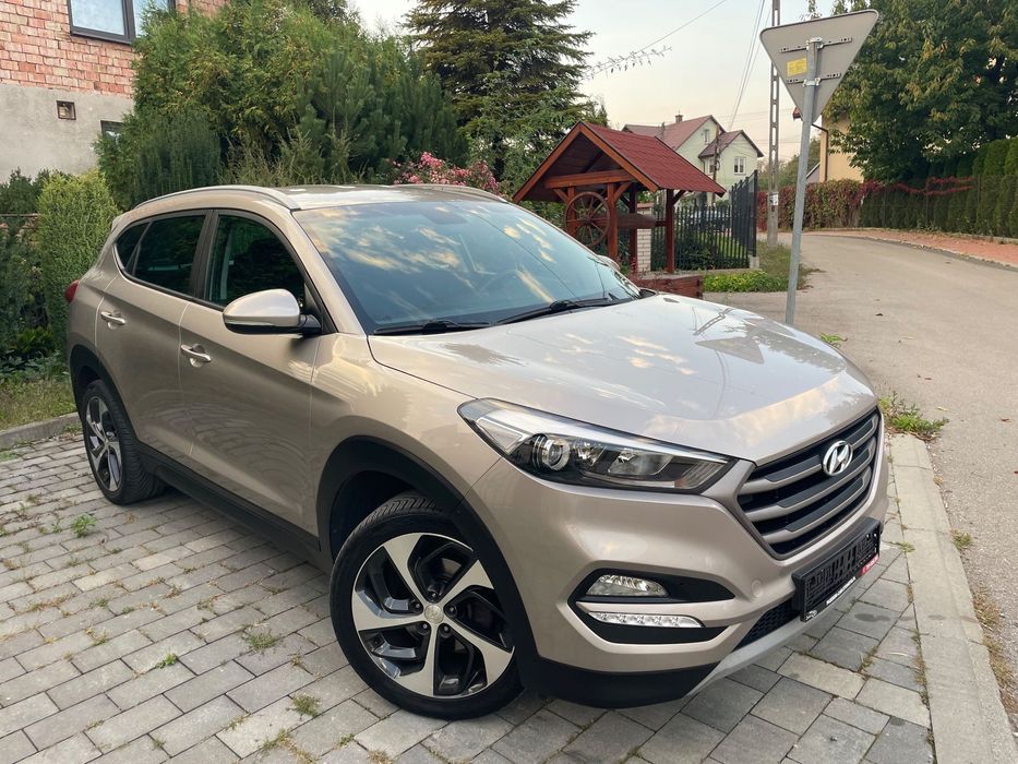 Hyundai Tucson Navigacja Kamera cofania Grzane fotele
