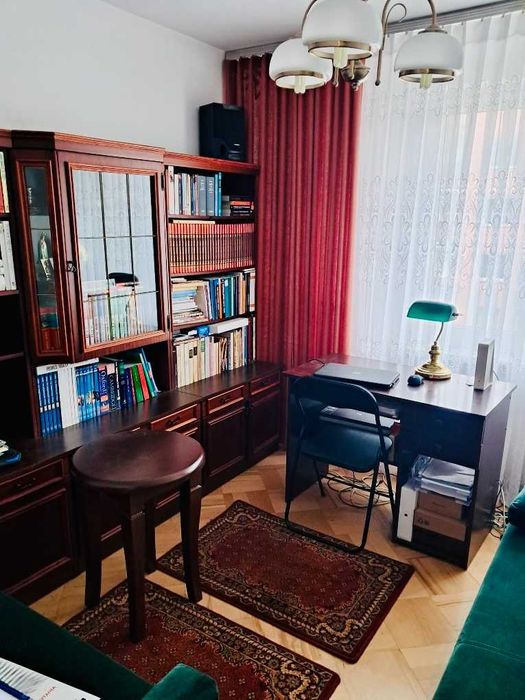 Przestronne bardzo zadbane mieszkanie M2 w  na sprzedaż