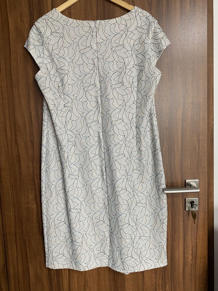 Elegancka sukienka