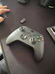 Kontroler bezprzewodowy Xbox Pad (Dodatkowo UGREEN BT Adapter)
