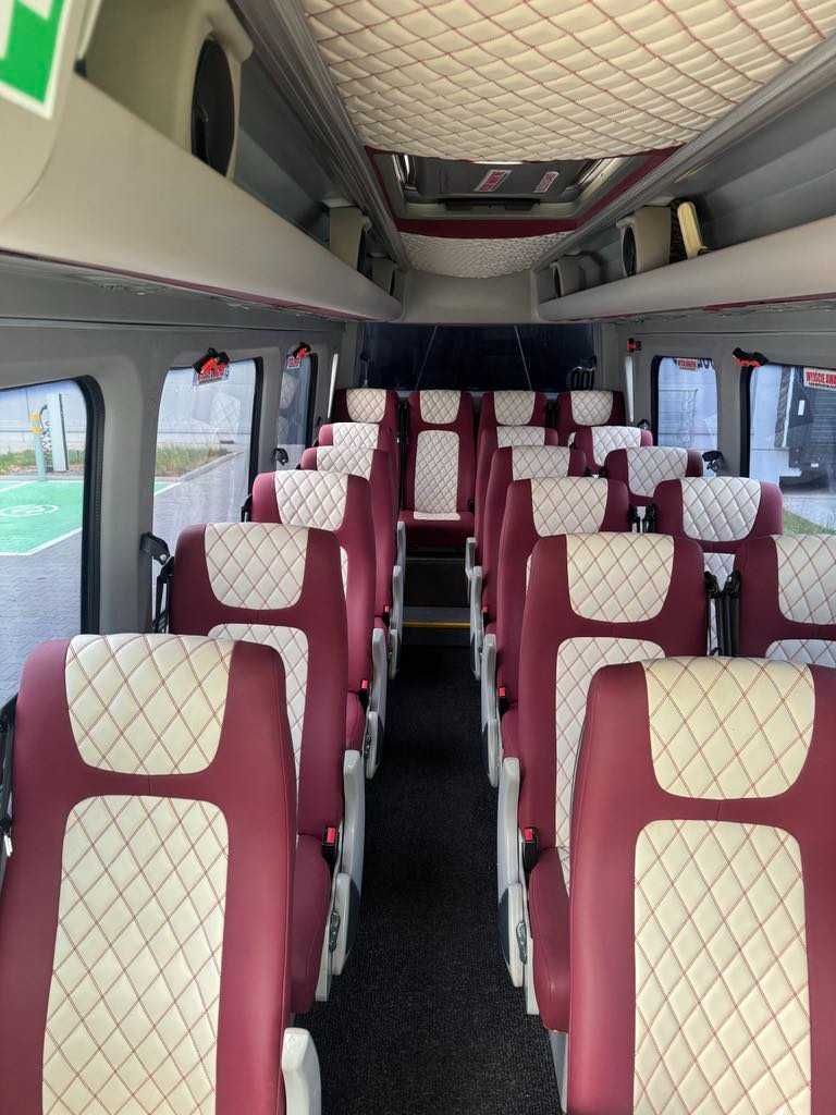 Transport Pracowników Wycieczki Busy Autokary Przewozy - Cała Polska
