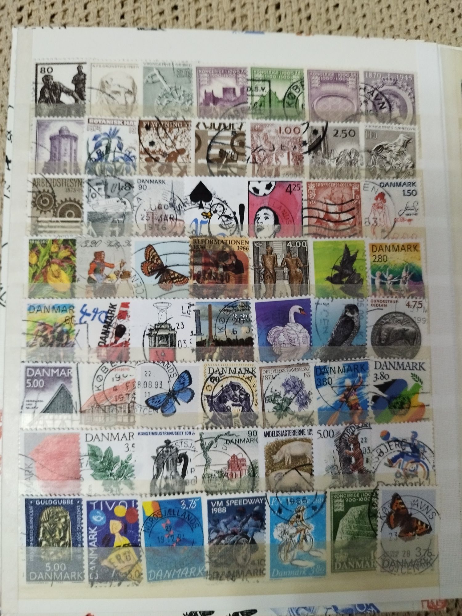 Classificador com 325 selos diferentes Dinamarca