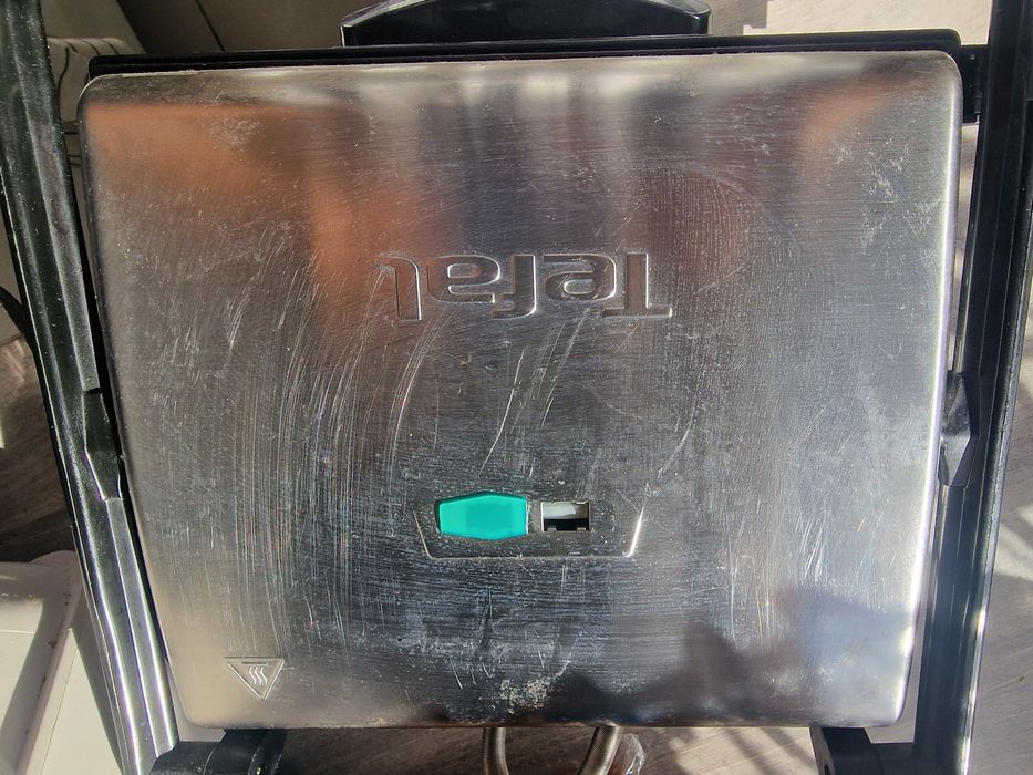 Grill elektryczny TEFAL Inicio GC241D38 2000 W