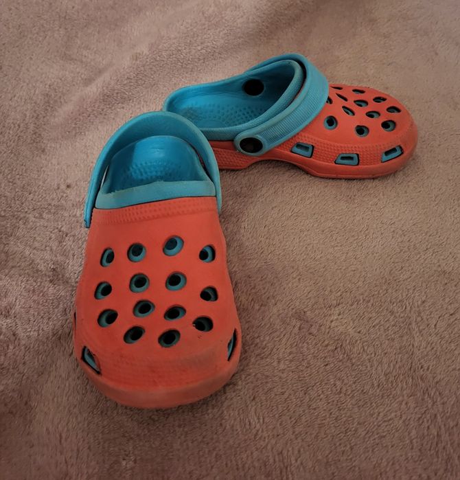 Дитячі крокси б/у