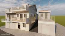 Prédio Com 2 Apartamentos Em Travassós De Cima