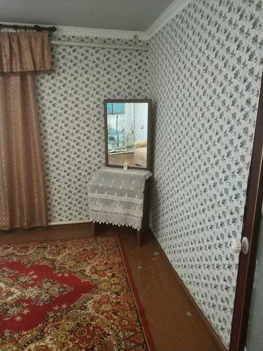 Сдам 3-х комнатную квартиру в центре на длительный срок