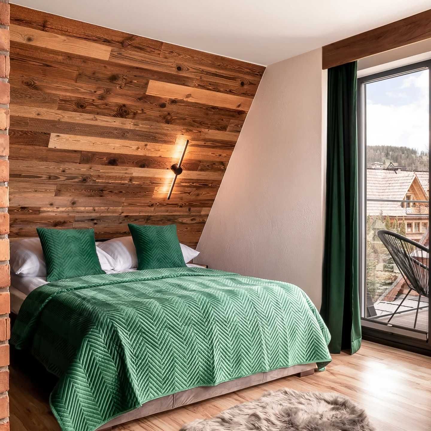 drewniane lamele stare deski drewno ścianka dekoracyjna sufit loft