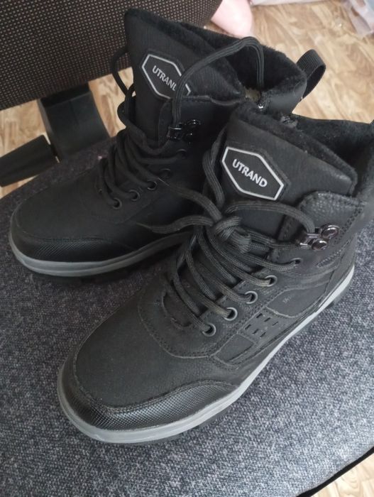 Ботинки розмір 36 зимові зима