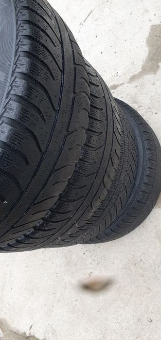 Продам автошини на сталевих дисках
