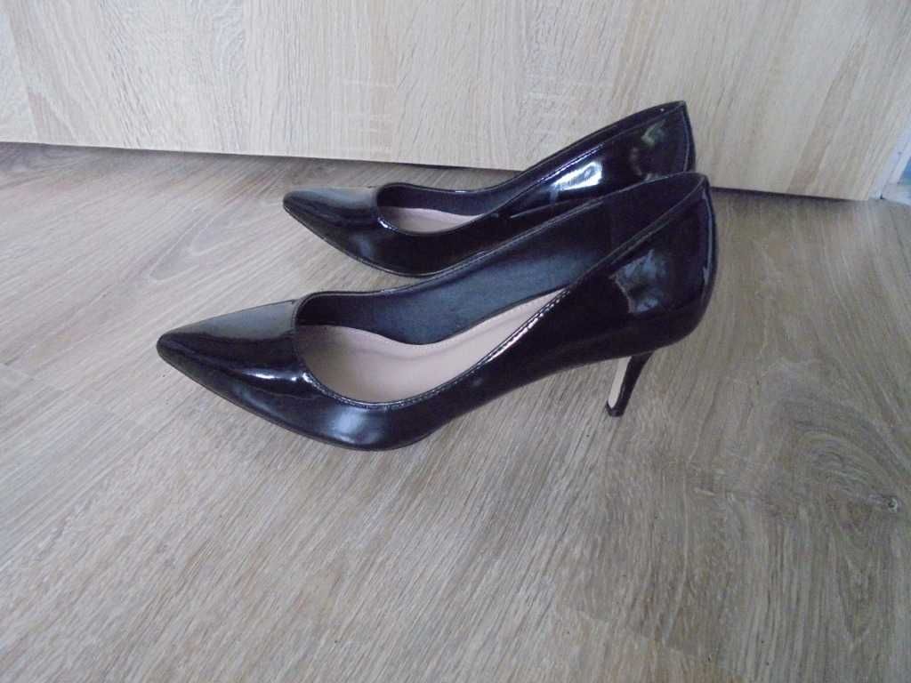 Buty damskie czółenka Jasper Conran rozm. 6/ 39