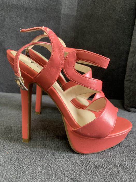 Босоножки / туфли женские 37 размер