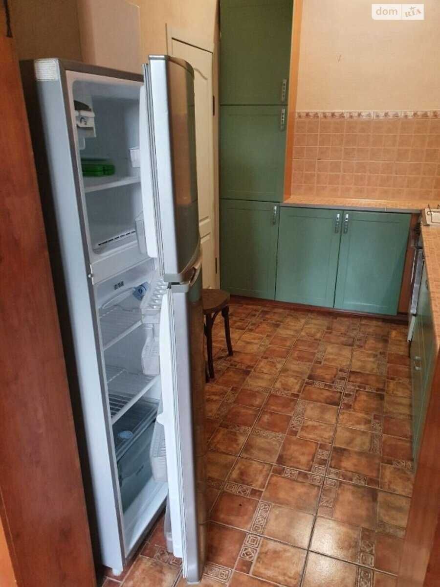 Продаж півбудинку в районі Павло-Кічкаса з газом