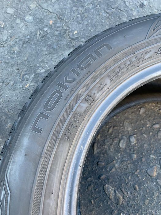 Шини 235/55 R17 Nokian зима 2021p 6,4мм