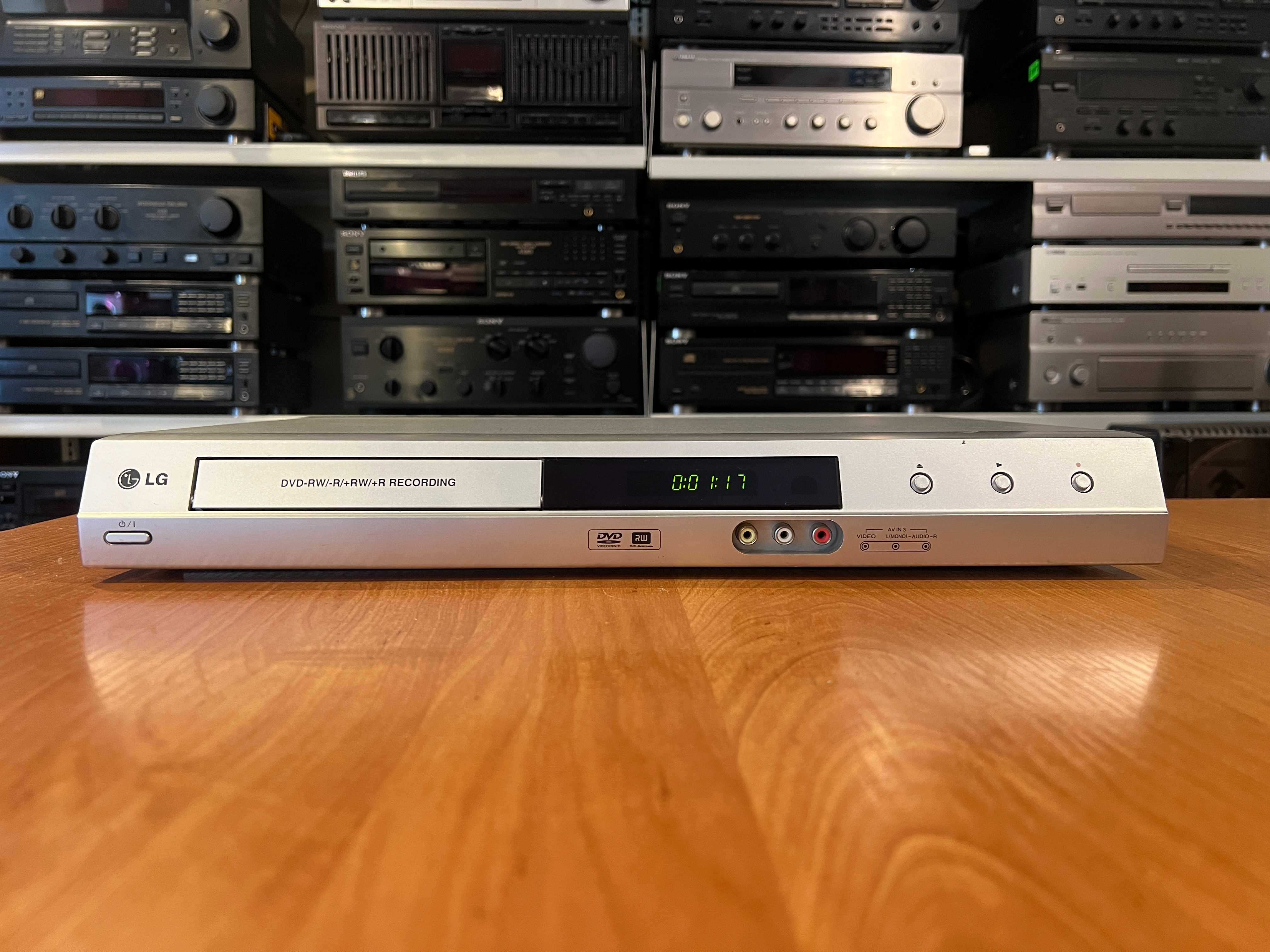 Odtwarzacz CD/DVD LG DR275 Audio Room
