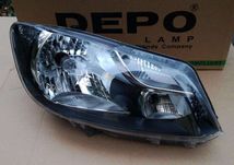 VW CADDY 2010 - lampa przednia prawa H4 DEPO