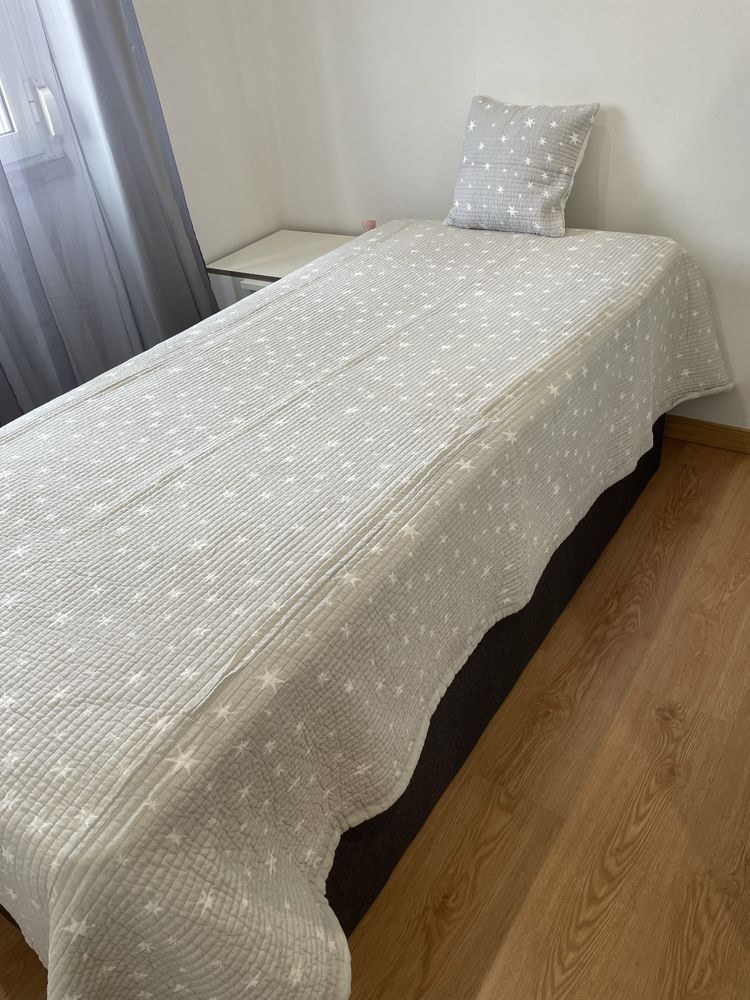Colcha cama solteiro + almofada (Zara Home)