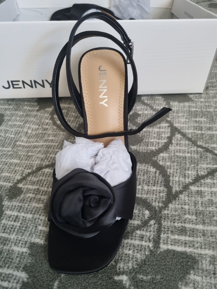 Jenny - sandały na słupku roz. 36