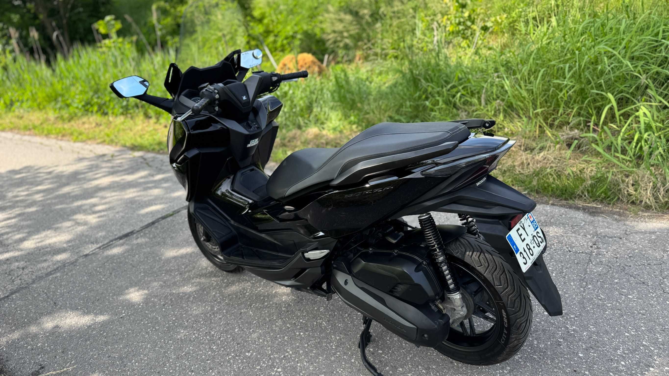 Honda Forza 125 model 2018 OKAZJA start-stop regulowana szyba keyless