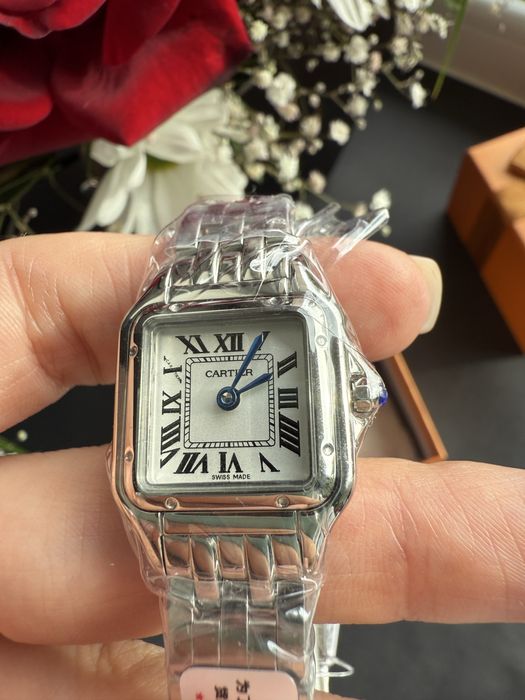 Годинник жіночий Cartier Panthere de Cartier mini.