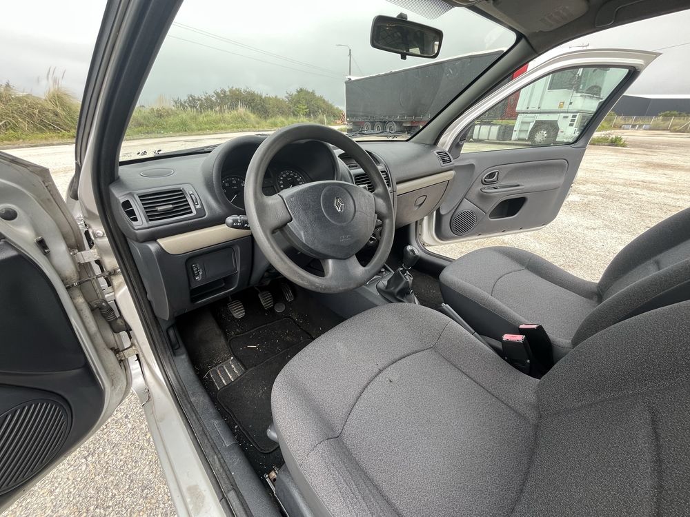 Renault clio dci van