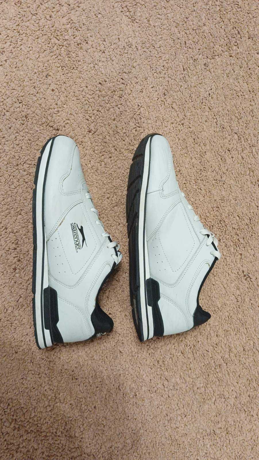 кроссовки Slazenger