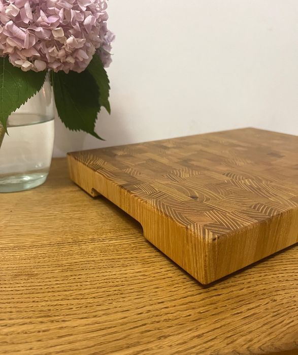 З Акації — торцева кухонна дошка