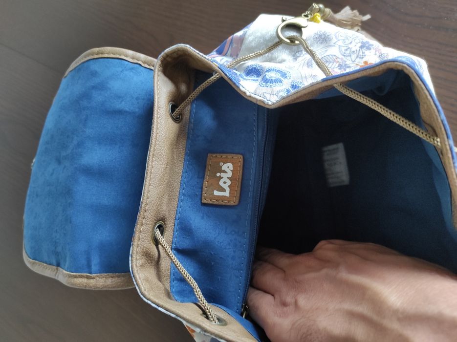 Mochila Lois - nova com etiqueta