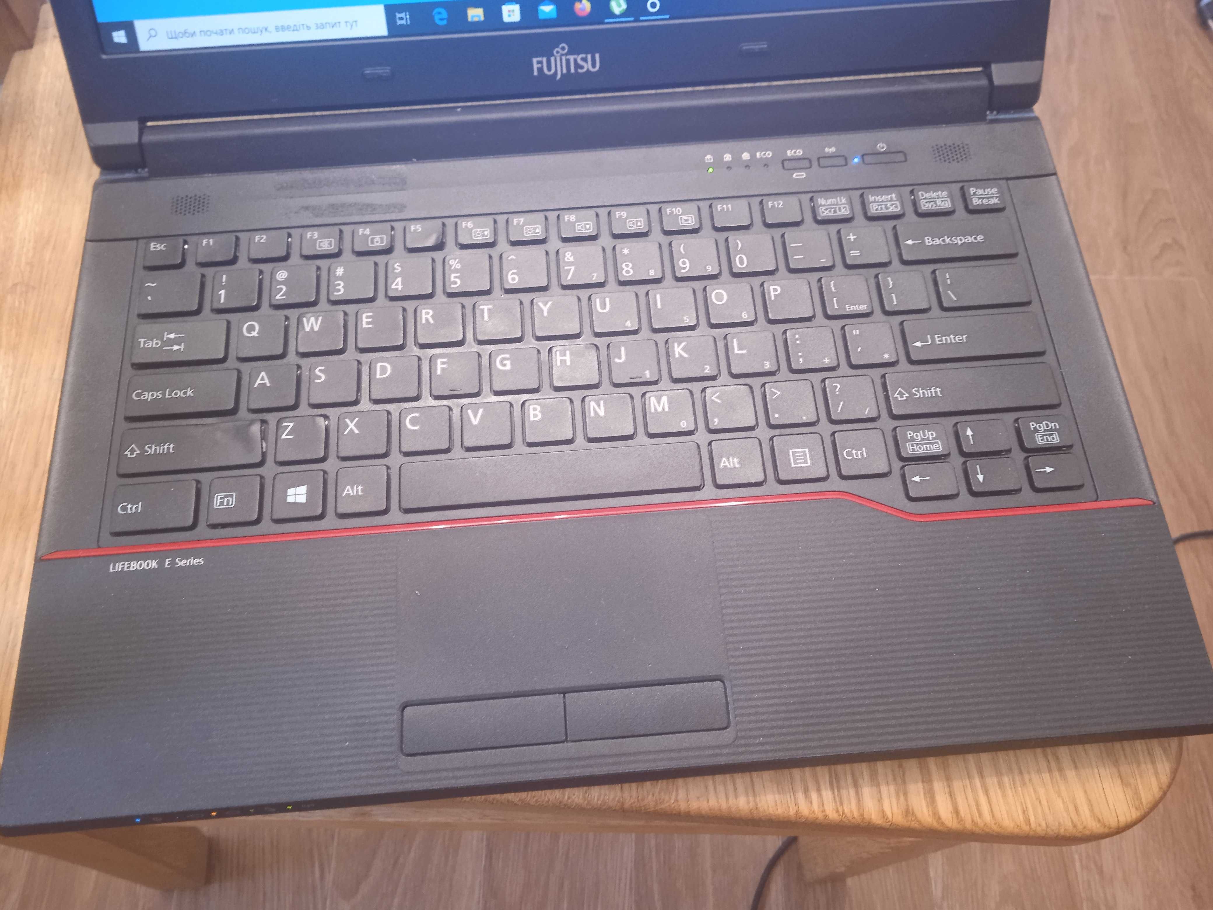 Fujitsu e546 i5-6300 \ 8gb ddr4 \ 128gb ssd