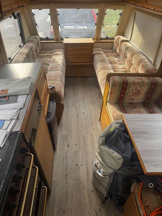 Caravana Compass kesignton 4 camas ano 2000