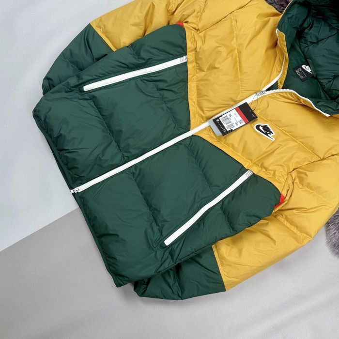 Нова зимова куртка пуховик Nike Sportswear Windrunner в розмірах 00112