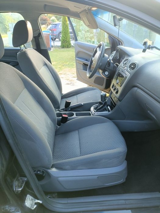 Sprzedam Forda Focusa 1,6