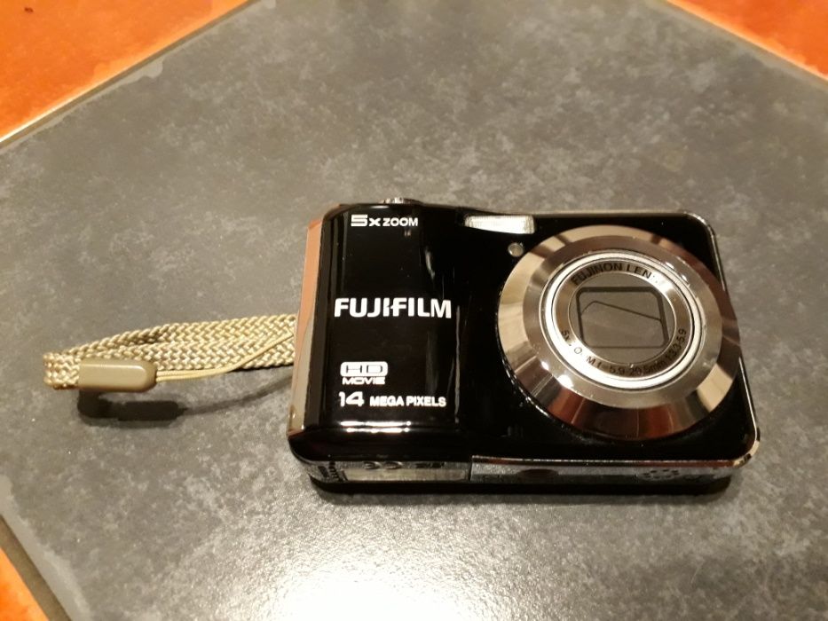 Aparat fotograficzny Fujifim na części