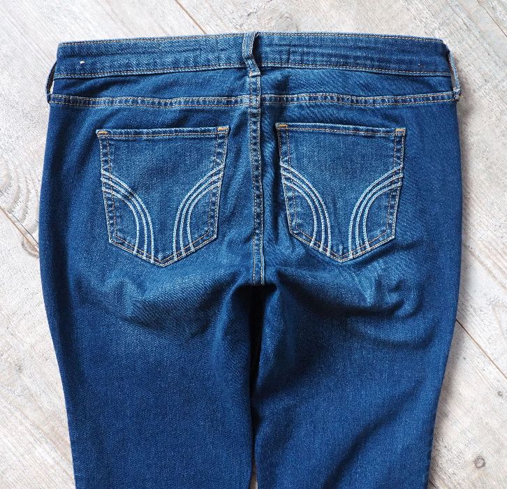 Hollister_jeansy low rise super skinny_rozmiar W30 L30