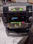 Wieża Sharp stereo z głośnikami