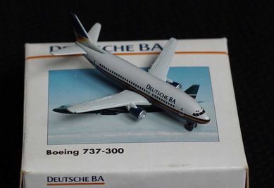 HERPA Deutsche BA Boeing 737-300 skala 1:500