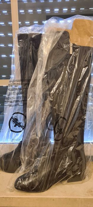 MUITO BARATO. Bota Michael Kors