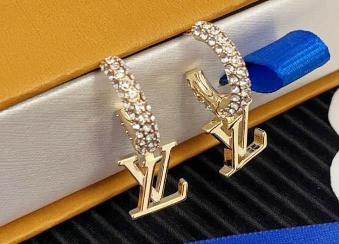 Przepiękne kolczyki lv kryształki wybity napis Cudo cc ysl