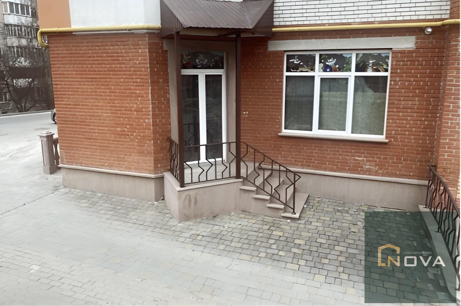 Оренда комерційного приміщення по вул.Лучаківского