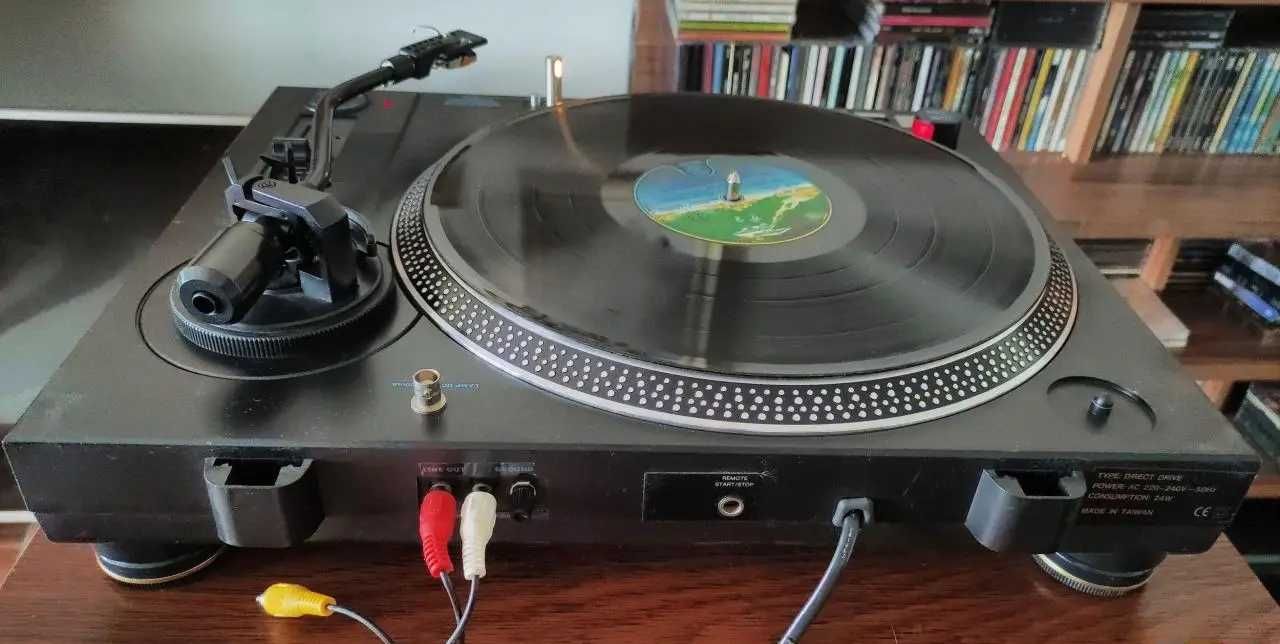Gramofon Taiwański pólprofesjonalny z 80-tych , sprawny jak nowy TANIO
