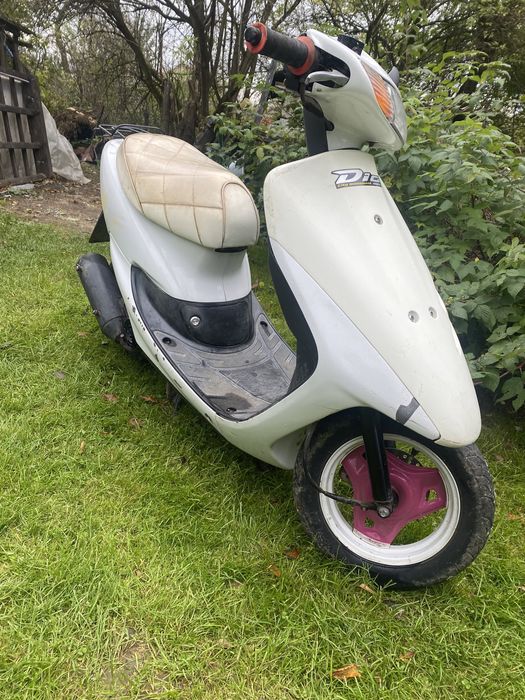 Продам скутер на ходу Honda Dio AF35