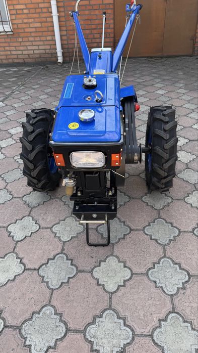 Продам новий Мотоблок Zubr 8л.с.