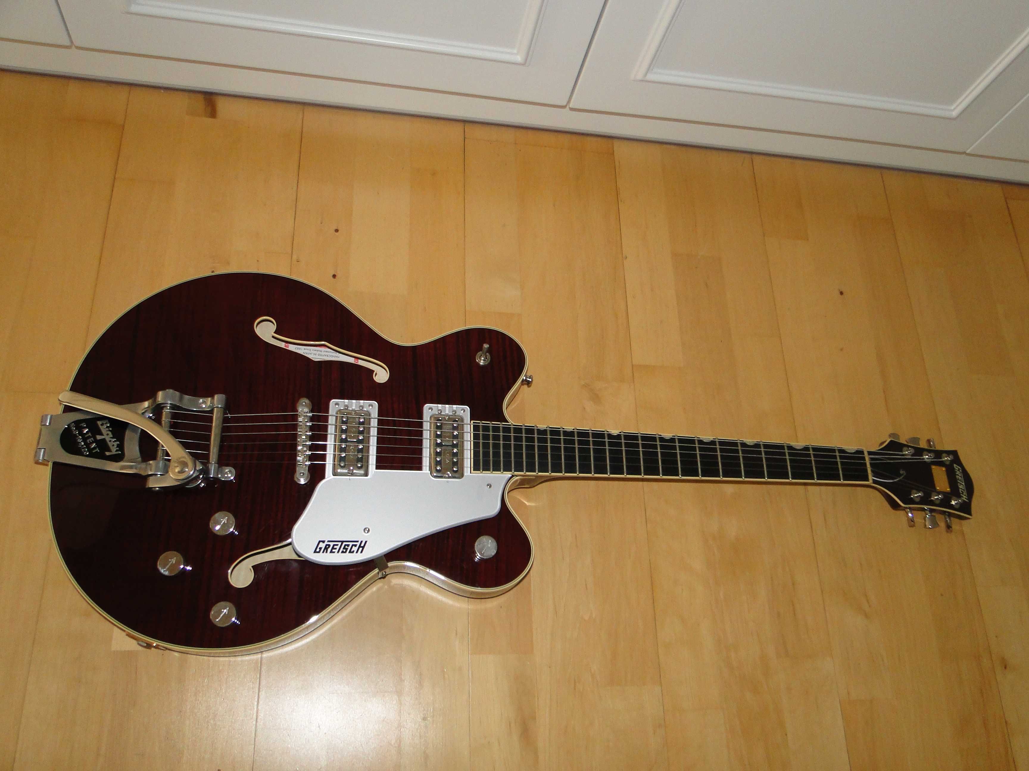 Zawodowa Gitara GRETSCH G6609 Players Edition Broadkaster Dark Cherry