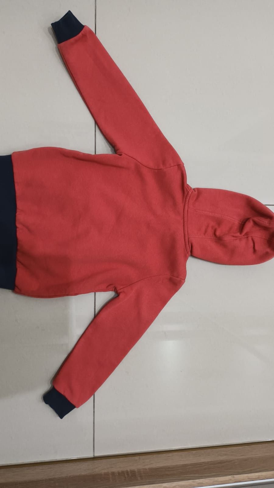 Bluza chłopięca z kapturem