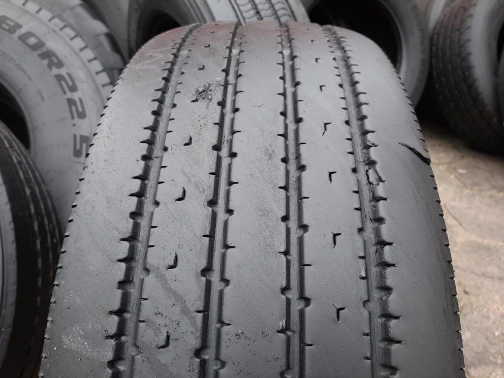 Opona używana ciężarowa 295/60R22.5 LONGMARCH LM216; 300zł C2369