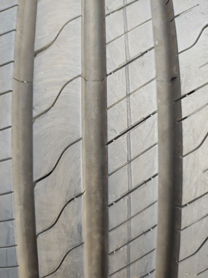 215.60.16 komplet opon Goodyear Efficientgrip Performance 2 Dot 2024