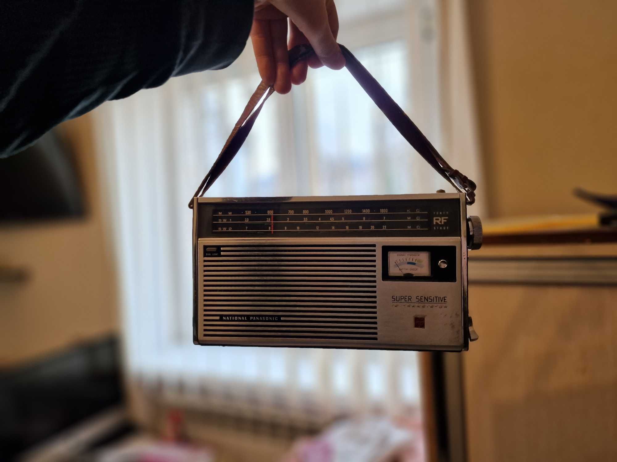 Ретро радіо Panasonic Super Sensitive R-397 (1967 рік)